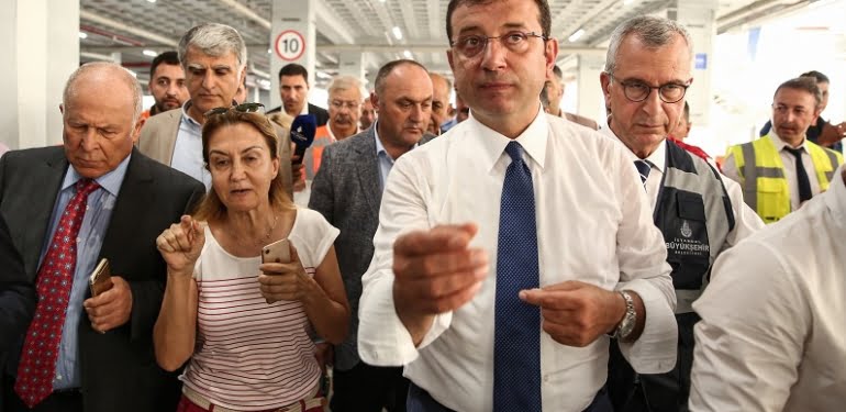 IBB BASKANI EKREM IMAMOGLU, HASANPASA'DA BULUNAN KADIKOY YENI SALI PAZARI KATLI OTOPARKI'NA GELEREK INCELEMELERDE BULUNDU