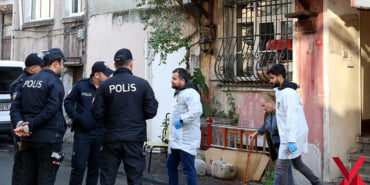 emekli-baskomiser-kizini-uyurken-oldurdu_4524_dhaphoto3