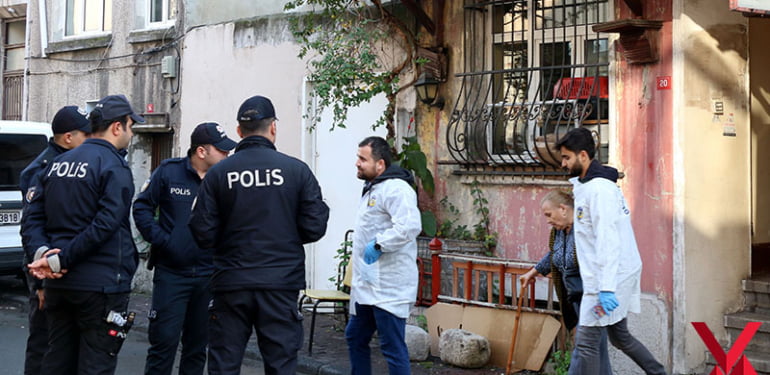 emekli-baskomiser-kizini-uyurken-oldurdu_4524_dhaphoto3