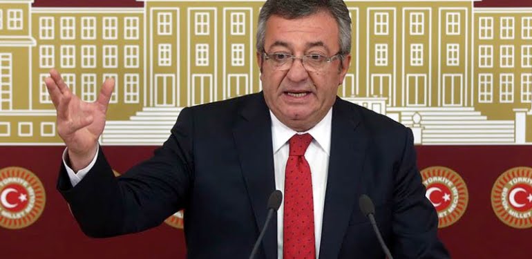 CHP’li Engin Altay: Çekilmeyi bilmek lazım