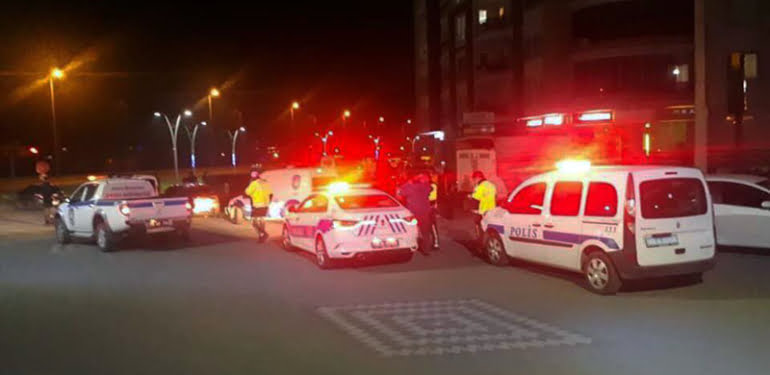 Balıkesir’de jandarmaya saldırı: Yaralı askerler var