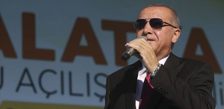 Erdoğan: ABD bize değil terör örgütüne güvenli bölge oluşturuyor