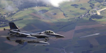 f16
