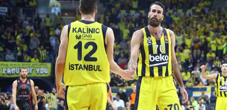 Fenerbahçe Euroleague’de evinde güldü