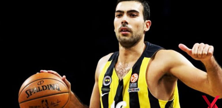 Fenerbahçeli Sloukas’a büyük onur!