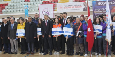 genc-kizlar-turkiye-hentbol-sampiyonasi-sivasta-basladi_9893_dhaphoto1