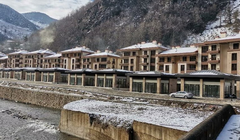 Dereli’deki konutlar riskli dere yatağına mı yapıldı? TOKİ’den iddialara yanıt