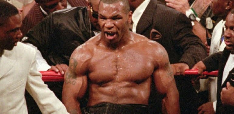 Görenleri hayran bıraktı! 53’lük efsane Mike Tyson’dan inanılmaz gösteri