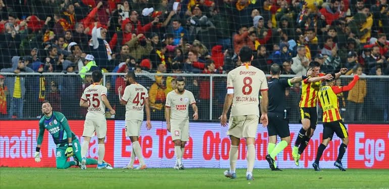 Galatasaray kötü gidişi durduramıyor