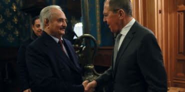 Rus heyet, Libya'nın doğusundaki silahlı güçlerin başındaki Hafter'le görüştü