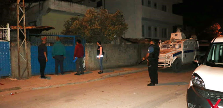 hdp-ilce-baskani-ve-yardimcisina-teror-propagandasindan-gozalti_2463_dhaphoto1