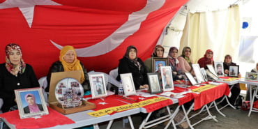 hdp-onundeki-eylemde-143uncu-gun-aile-sayisi-75-oldu_6037_dhaphoto1