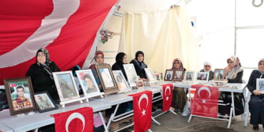 hdp-onundeki-eylemde-172nci-gun-aile-sayisi-91-oldu_8943_dhaphoto5