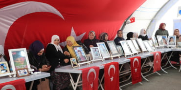 hdp-onundeki-eylemde-176inci-gun-aile-sayisi-97-oldu_7820_dhaphoto5