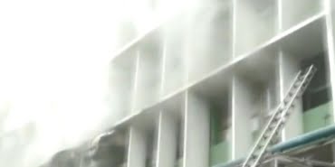 Hindistan’da hastanede yangın (DHA)