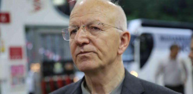 CHP’li Kaboğlu AKP’ye de anayasa taslağı hazırlamış, Ergenekon’u desteklemişti