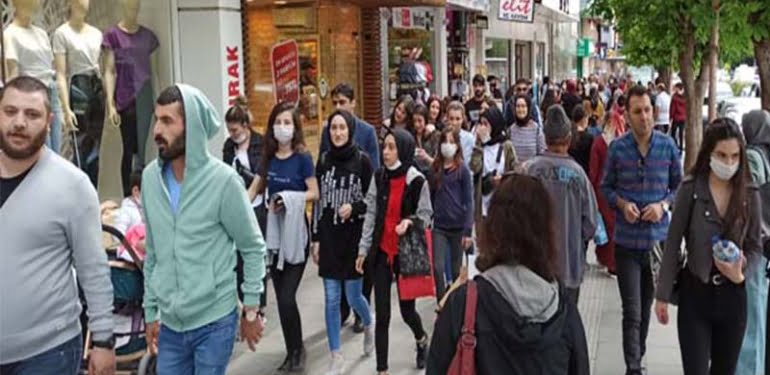‘Kurallara uyulmazsa Van’da ikinci dalga yaşanabilir’