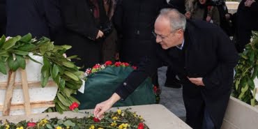 ilhan-cavcav-3-uncu-olum-yil-donumunde-kabri-basinda-anildi