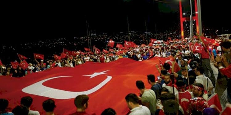 15 Temmuz gecesinde kameralara yansıyan en çarpıcı anlar