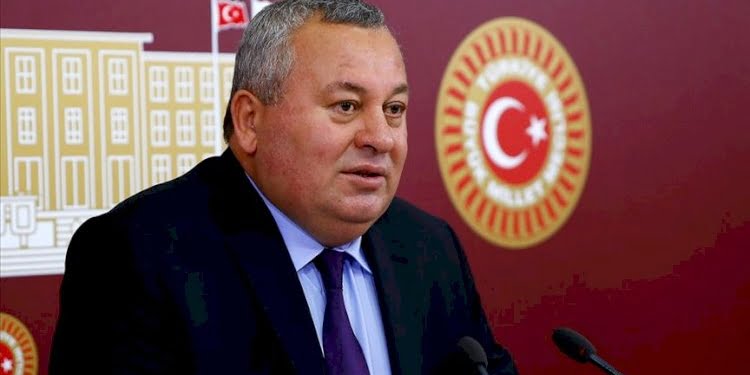 AKP’li vekilin Fettah Tamince’ye ‘şerefsiz’ demesine Enginyurt’tan yorum