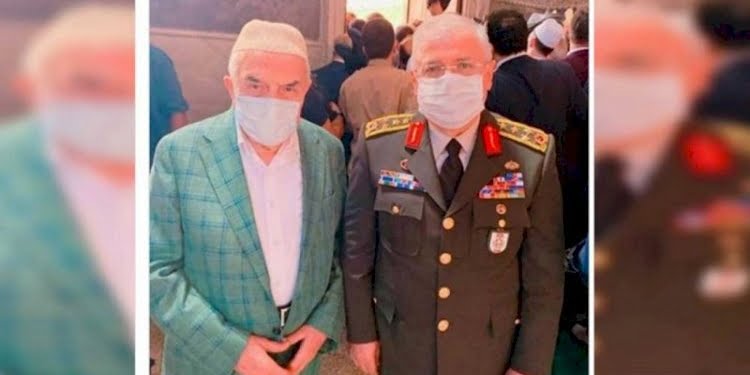 Nurcuların önemli ismi Bayramoğlu’ndan o fotoğrafa açıklama