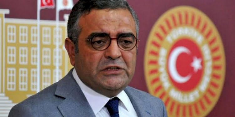 Sezgin Tanrıkulu’ndan ‘Kürdistan bayrağı’ çıkışı
