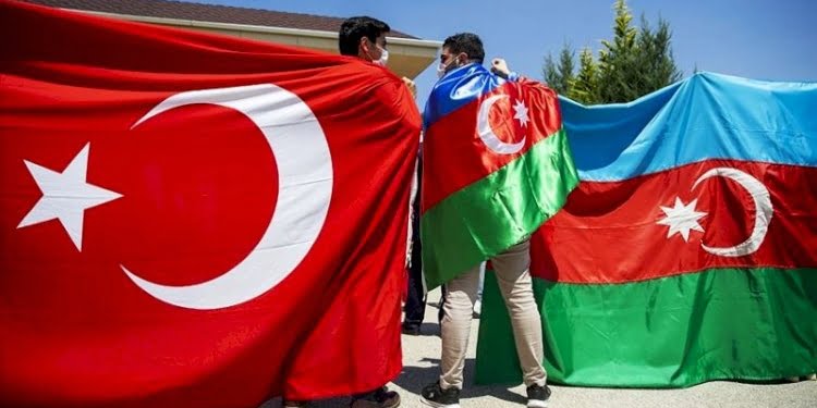 Türkiye ve Azerbaycan’ın tarihi dostluğu ‘Altın Tren’le anlatılacak