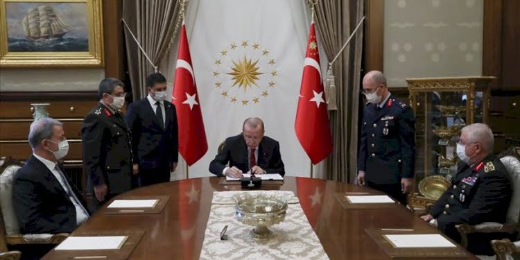 image_750x_5f3d45fc49c0d