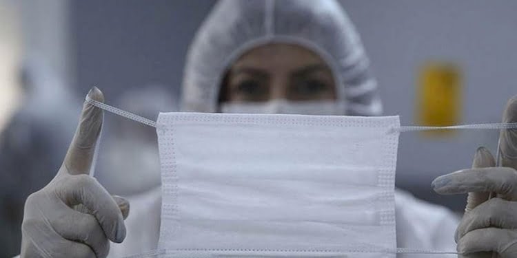 Maske üzerine…