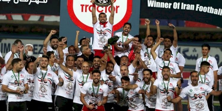 İran’ın şampiyonu Traktör, kupayı böyle kutladı: Ne mutlu Türküm diyene!