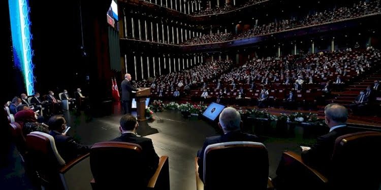 Saray’da aç kaldılar!