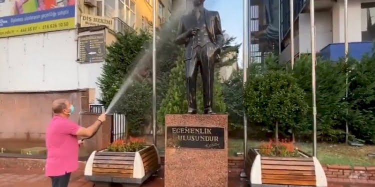 CHP’li Maltepe Belediyesi’nin Atatürk devrimlerine sahip çıkma yöntemi şaşırttı