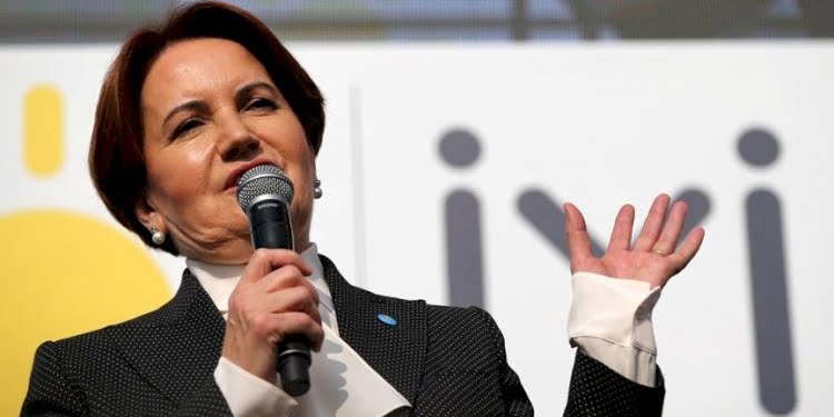 Ümit Özdağ’ın ‘anayasa’ açıklamasına Akşener’den yanıt
