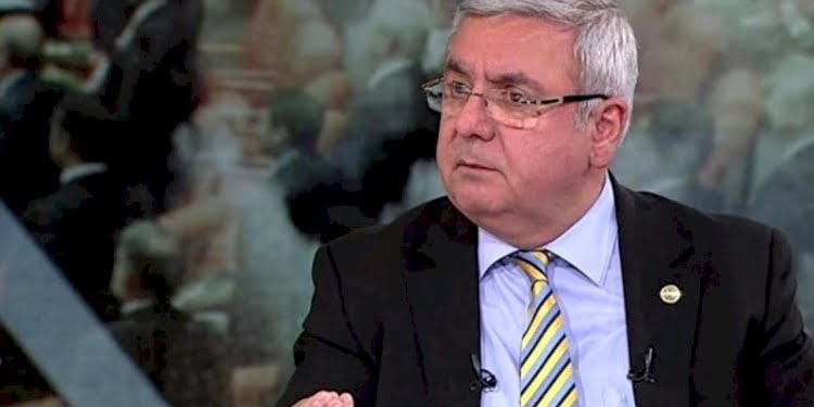 AKP’li Metiner’den ‘FETÖ içimizde’ uyarısı: Suretimize bürünebilirler…