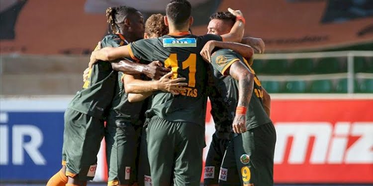 Alanyaspor, Hatayspor’a fark attı