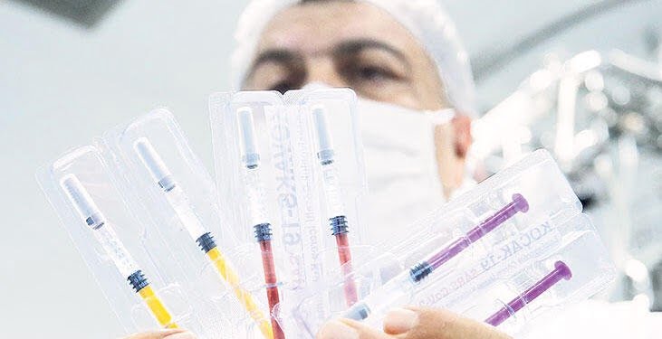 Koronavirüse karşı aşı denemelerinde son durum…Sağlık Bakanı açıkladı