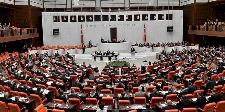 Şehir hastanesi ve köprü projelerine ‘mali karartma’ mı geliyor?