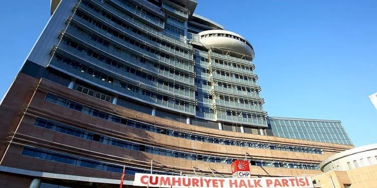 CHP’yi karıştıracak iddia! ‘Parti hafızası yok ediliyor’