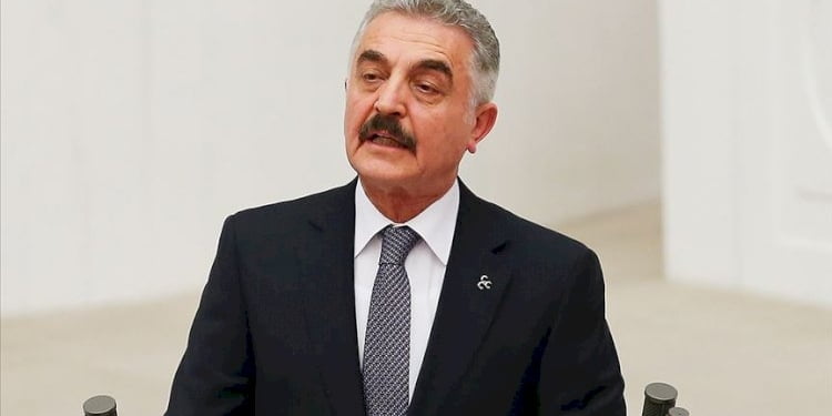 MHP, Davutoğlu’na ‘Dolmabahçe görüşmesi’ni hatırlattı