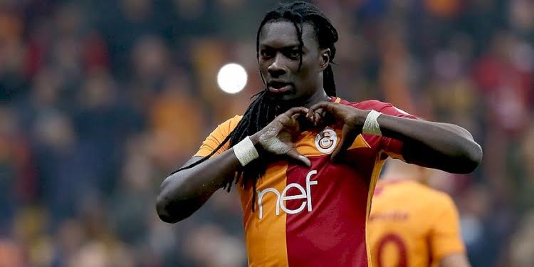 Bafetimbi Gomis’ten İzmir paylaşımı