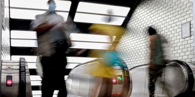 Koronavirüs tehlikesini böyle anlattı: Hastaneler gırtlağa kadar dolu, yakında sokaklarda öleceksiniz