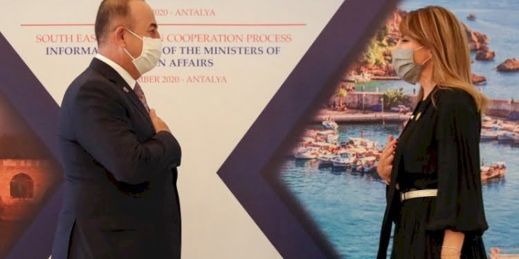 Çavuşoğlu: ABD seçimlerinde oy sayma sürecinin şeffaf olmasını temenni ederiz