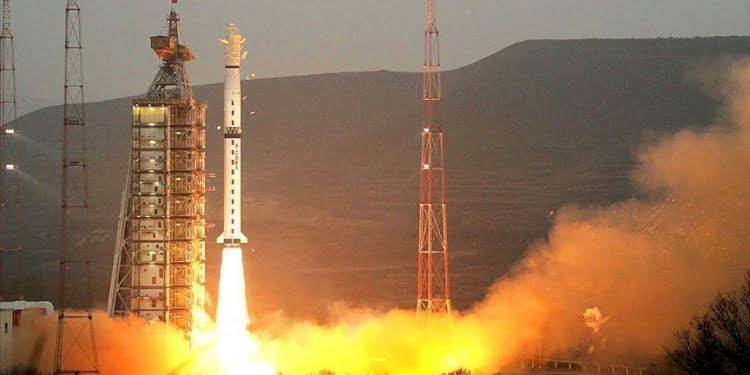 Çin’den 6G atılımı: Uyduyu uzaya gönderdiler