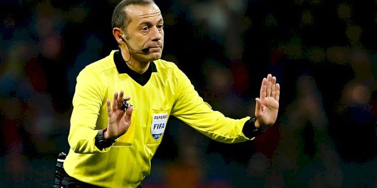 UEFA’dan Cüneyt Çakır’a görev
