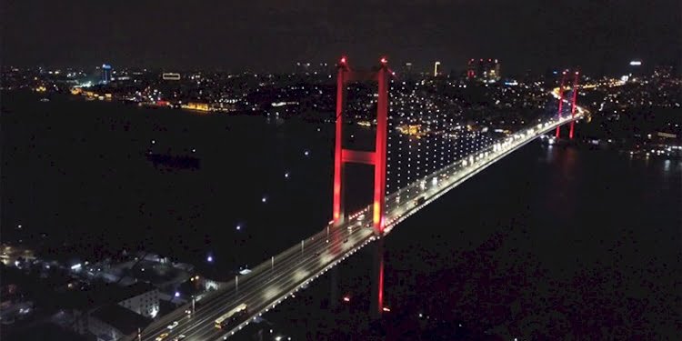 Kısıtlama başladı, sokaklar boşaldı: İşte Türkiye’den yasak manzaraları