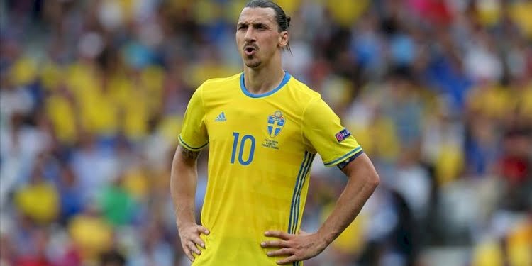 Ibrahimovic 12. kez ‘yılın futbolcusu’ seçildi