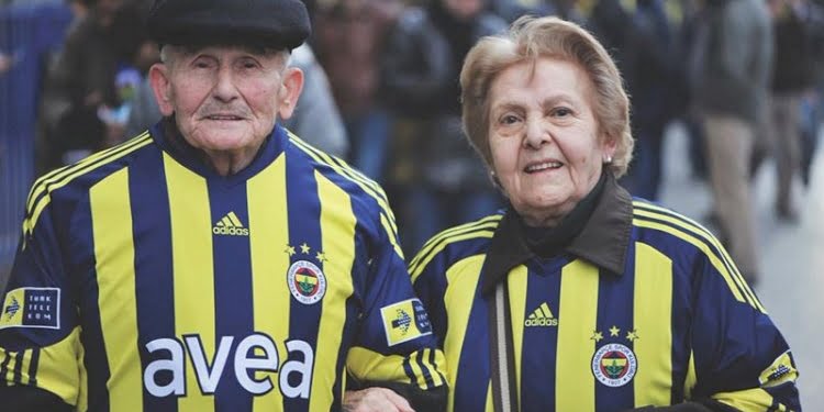 Fenerbahçe’nin İhsan Teyze’si hayatını kaybetti