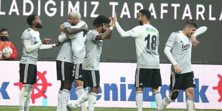 Zirve yarışında Beşiktaş’ta yerini aldı