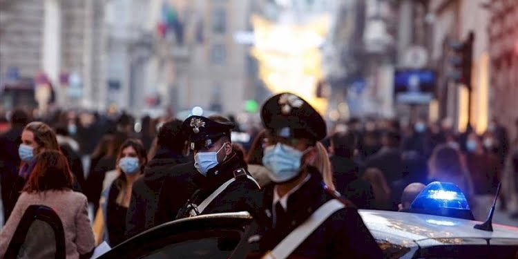 image_750x_5fe6cc9b26023
