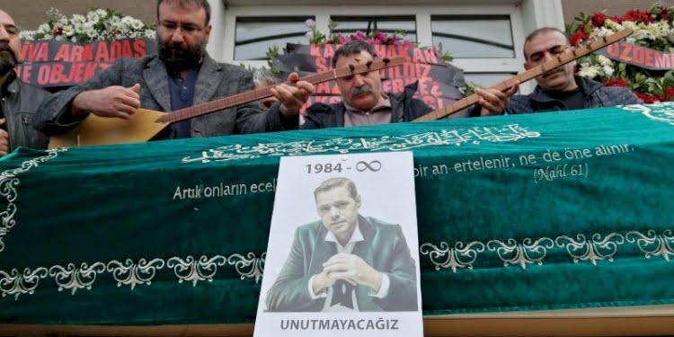 Engin Nurşani böyle uğurlandı